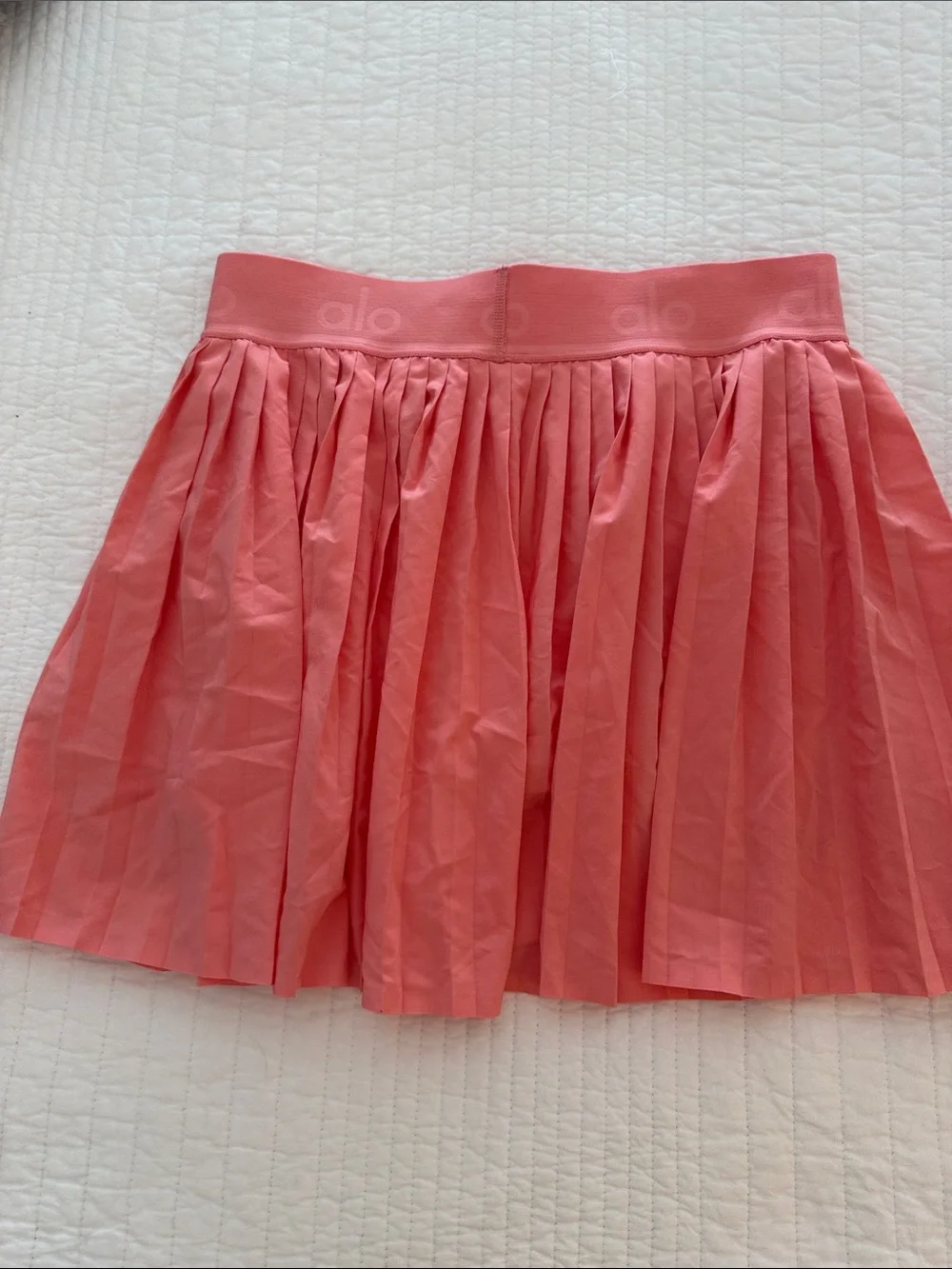 ALO Yoga Coral Pleated Skirt with Built-In Shorts
